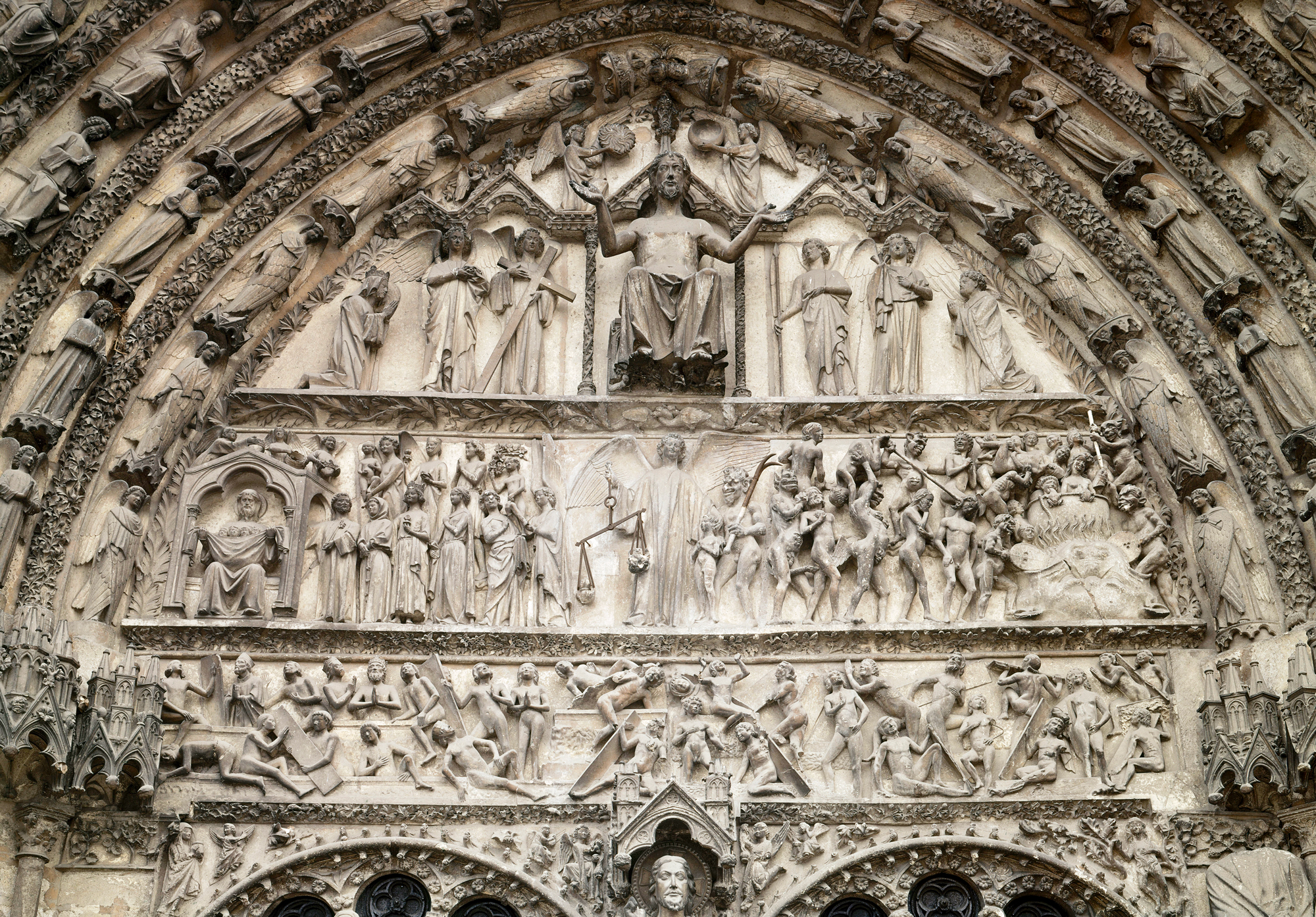 Tympan de la façade ouest, portail central de la cathédrale Saint-Etienne de Bourges