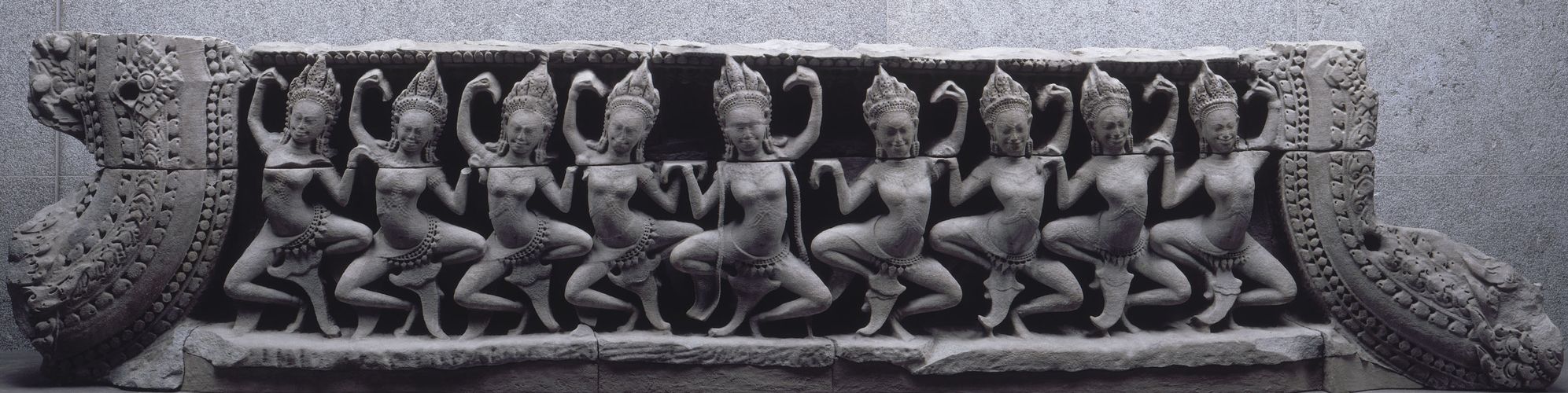 Linteau du temple du Bayon Linteau du temple du Bayon