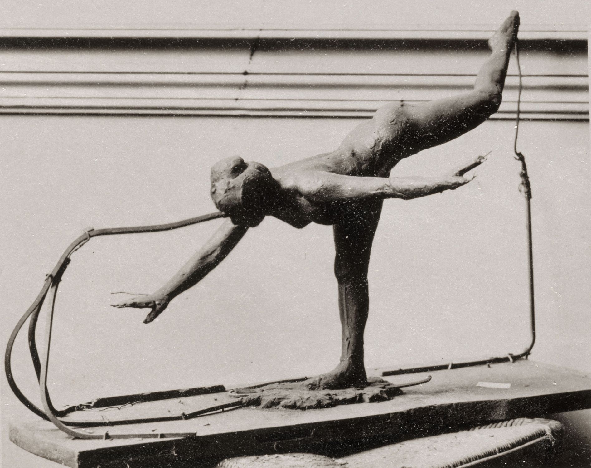 Danseuse, grande arabesque 3e temps, 2e étude -Sculpture d'Edgar Degas Danseuse, grande arabesque 3e temps, 2e étude -Sculpture d'Edgar Degas