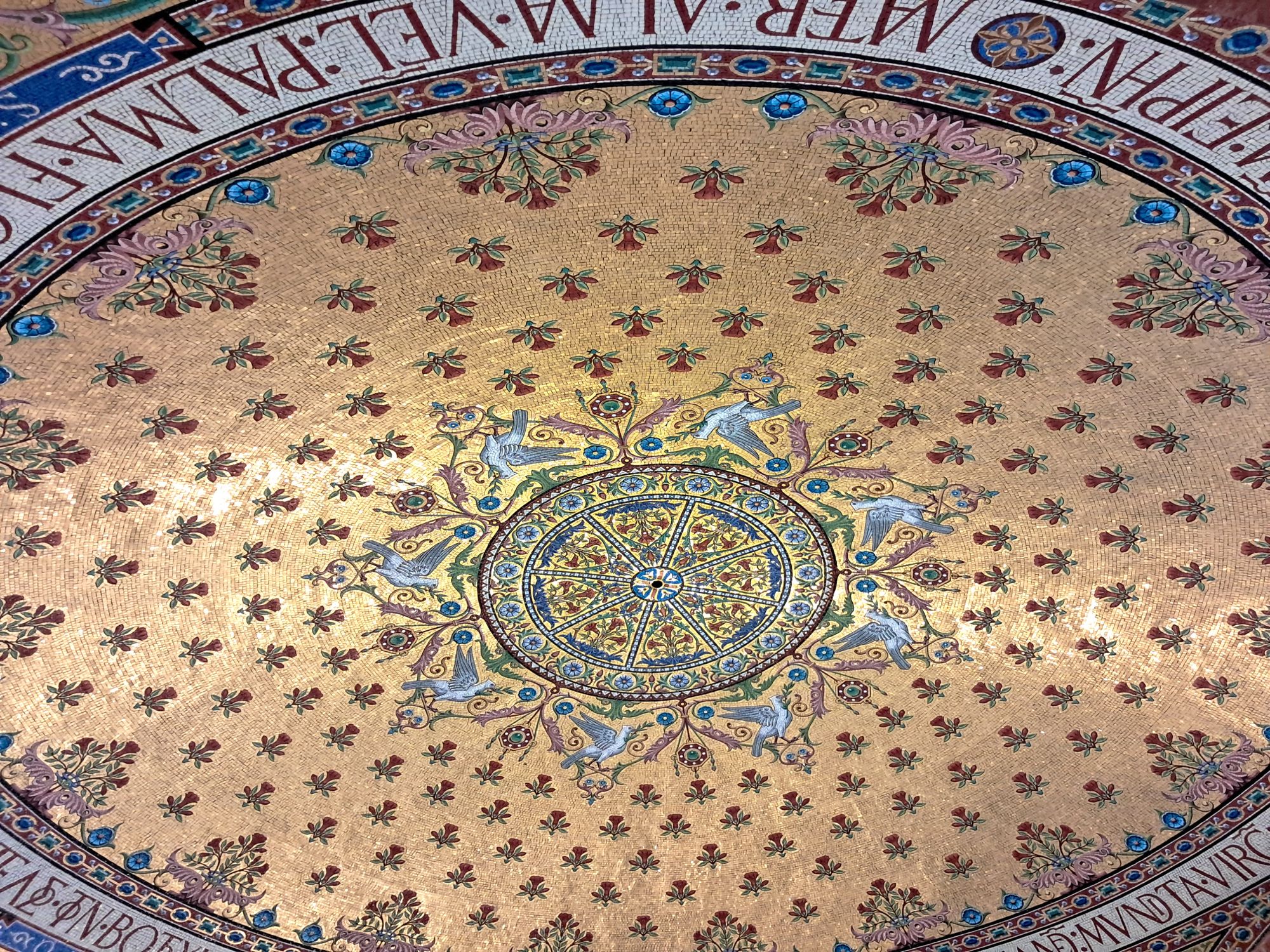 Coupole de la basilique Notre-Dame de la Garde