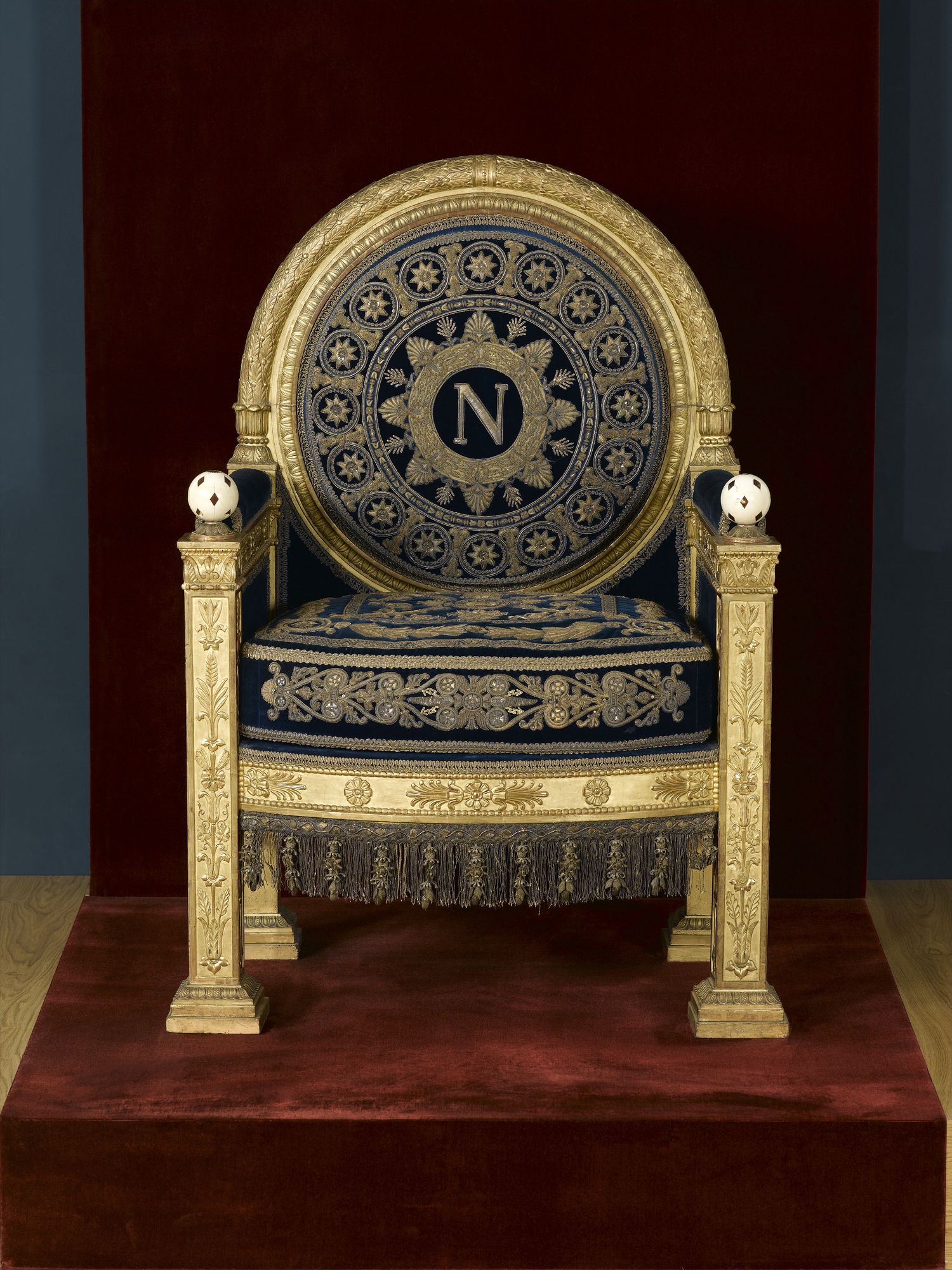 Fauteuil du trône de Napoléon Ier aux Tuileries