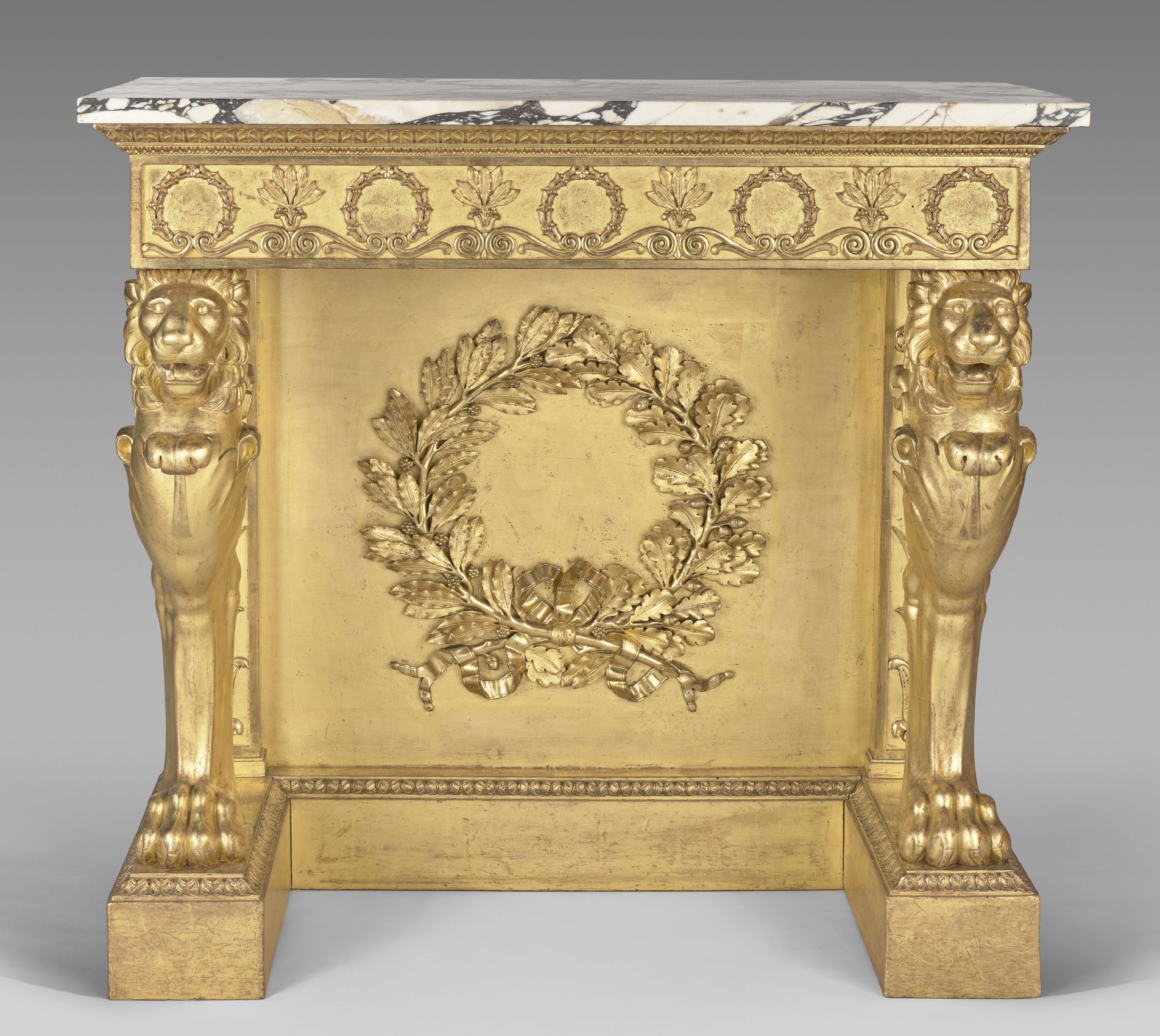Console à têtes de lions