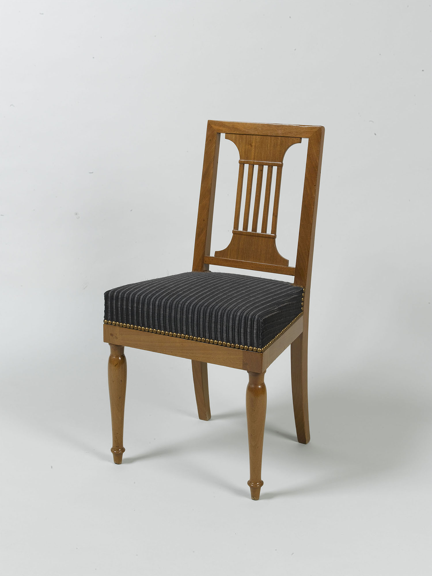 Chaise de salle à manger