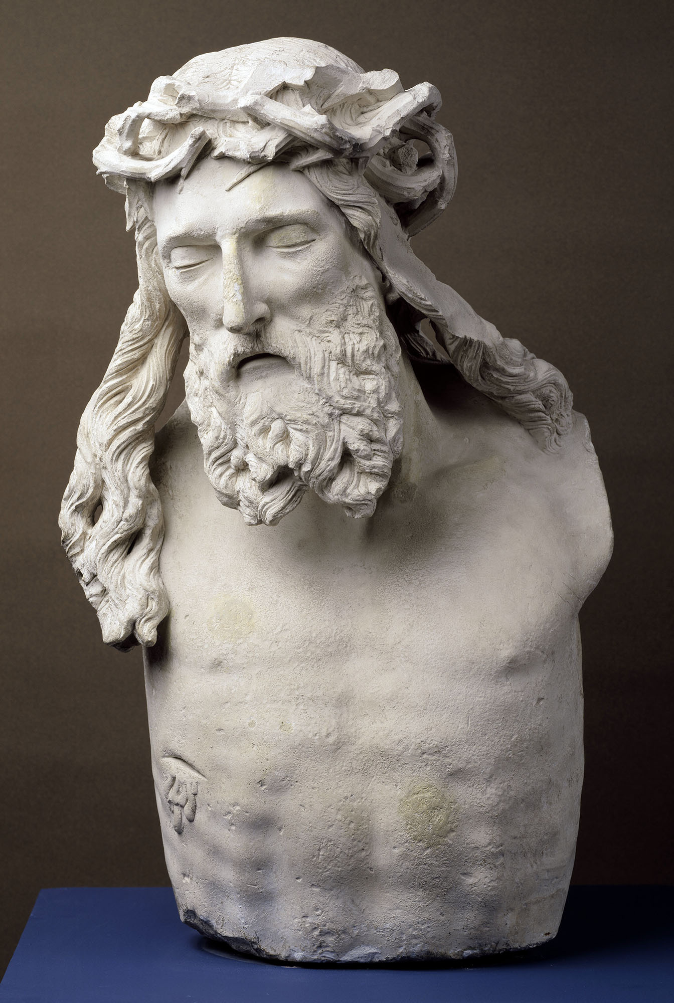 Buste du Christ crucifié