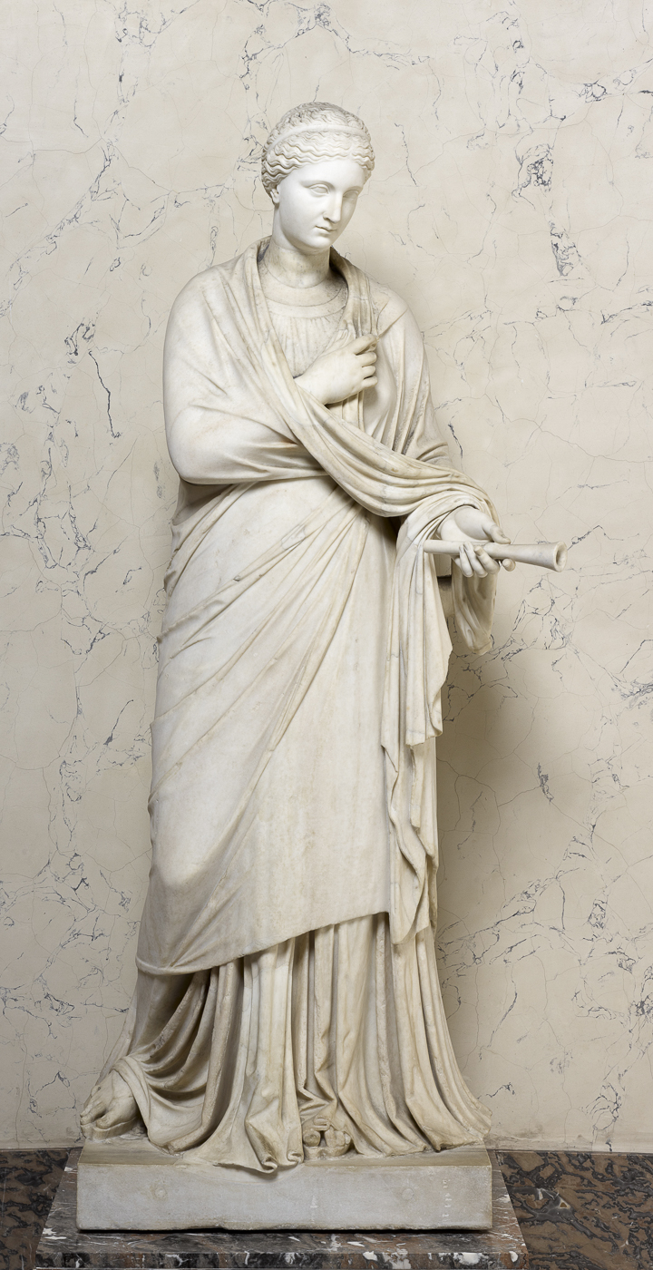 Femme drapée, restaurée en Euterpe Femme drapée, restaurée en Euterpe