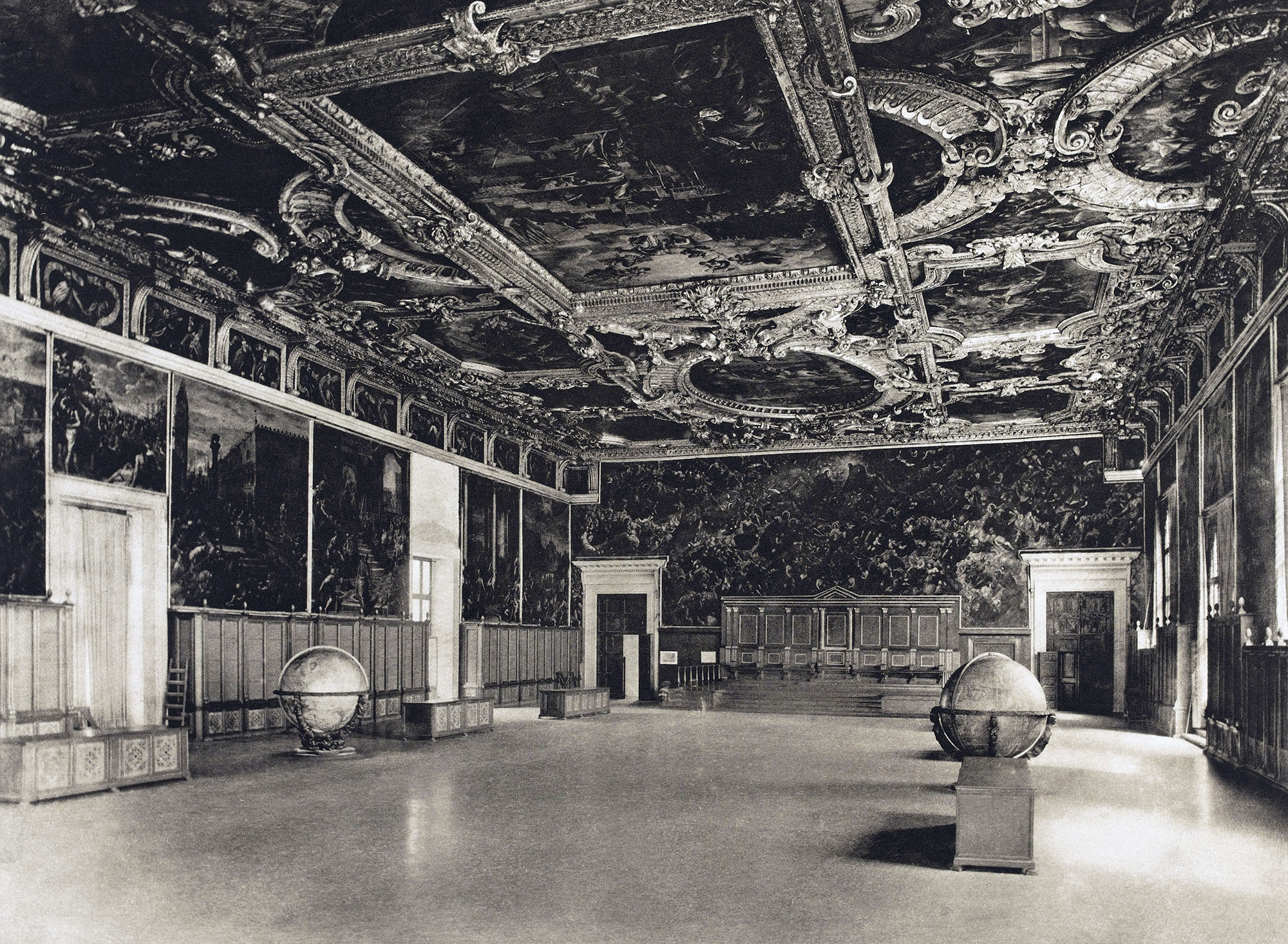 Salle du Grand Conseil au palais des Doges Salle du Grand Conseil au palais des Doges