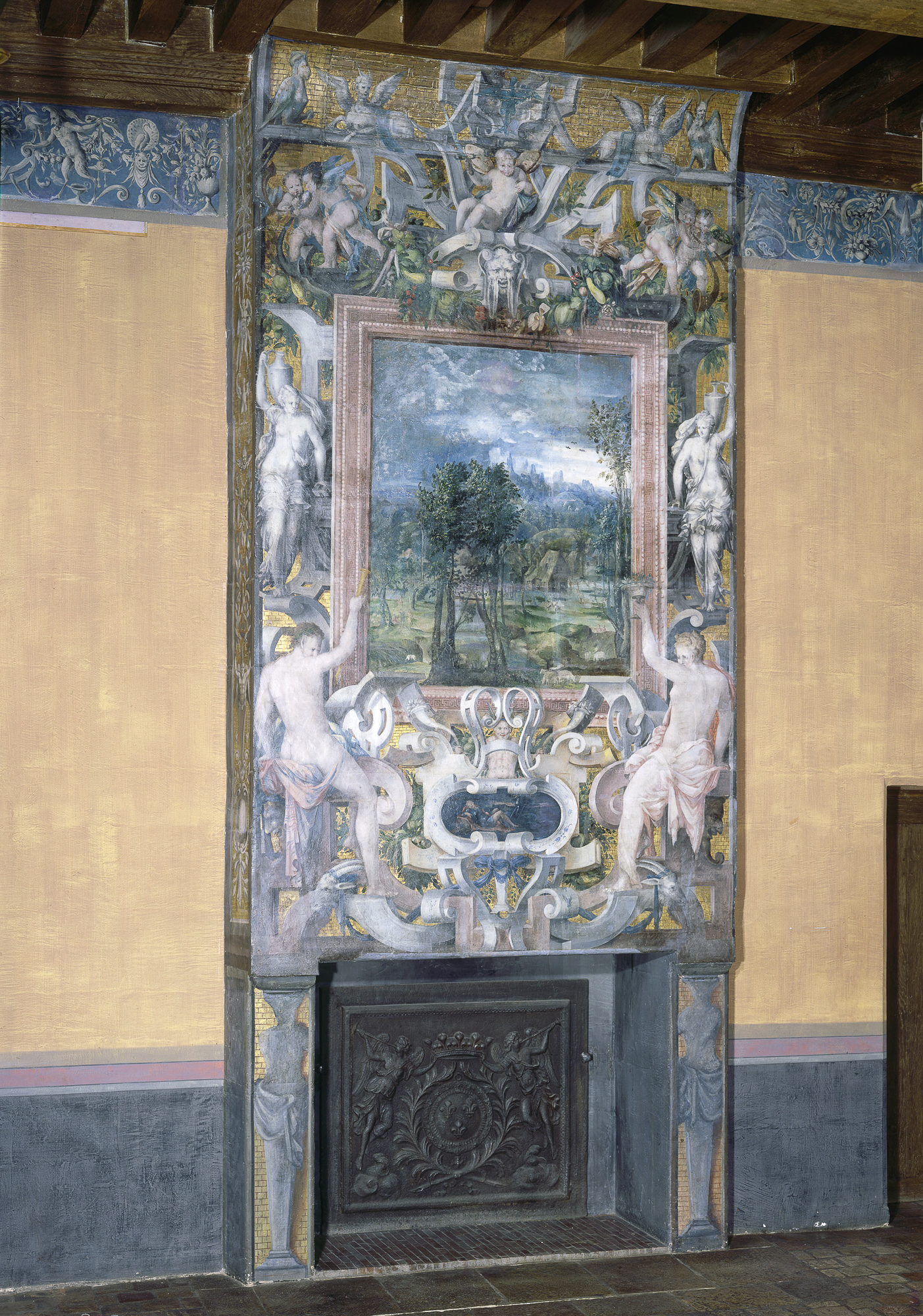 Cheminée peinte de la chambre du connétable Anne de Montmorency Cheminée peinte de la chambre du connétable Anne de Montmorency