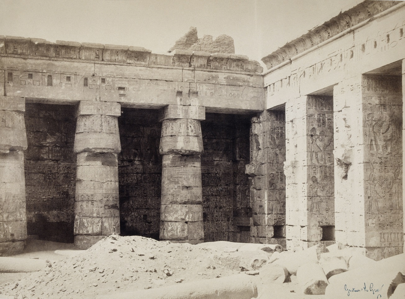 Karnak, temple de Medinet-Habou Karnak, temple de Medinet-Habou