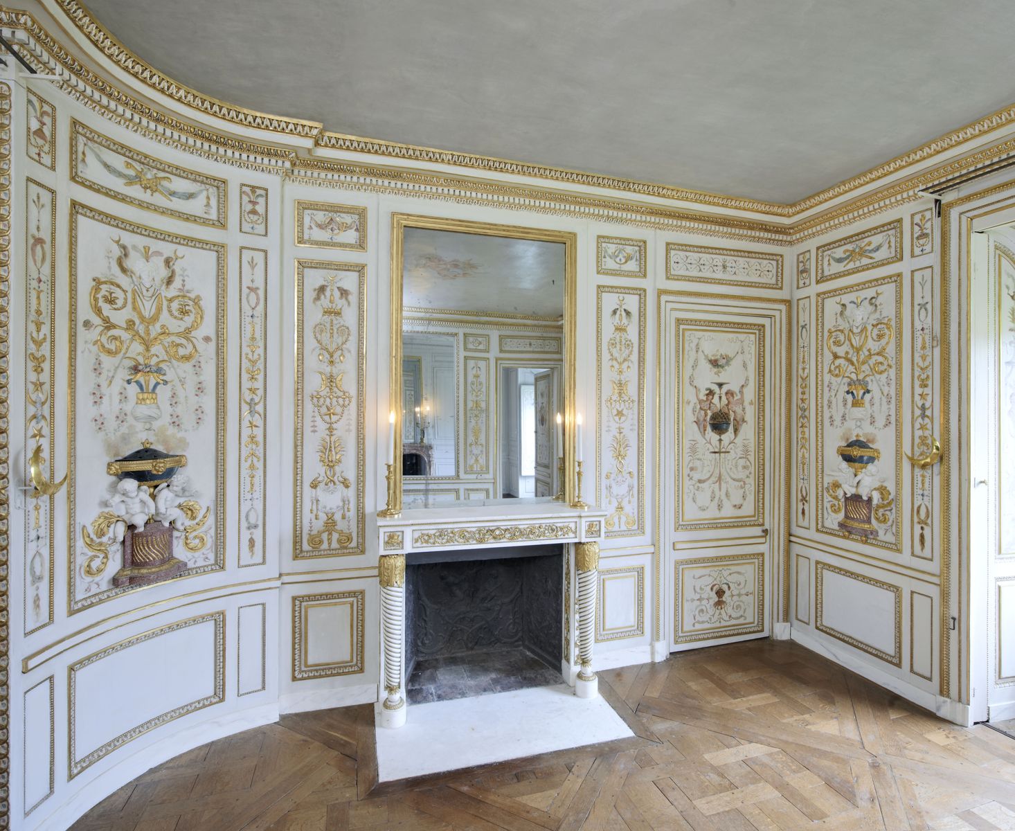 Boudoir turc de la reine Marie-Antoinette au château de Fontainebleau Boudoir turc de la reine Marie-Antoinette au château de Fontainebleau