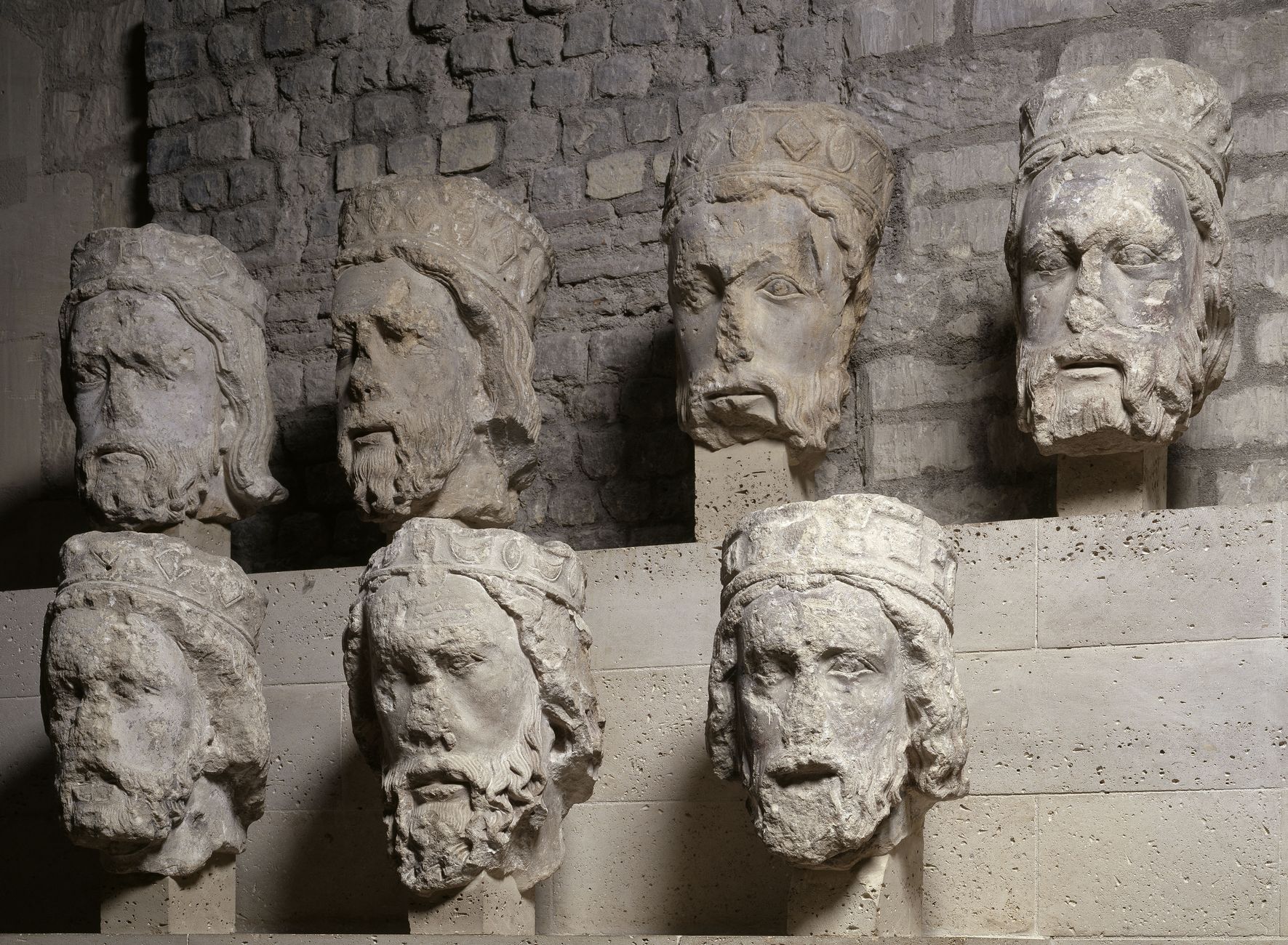 Galerie des Rois de la cathédrale Notre-Dame de Paris Galerie des Rois de la cathédrale Notre-Dame de Paris