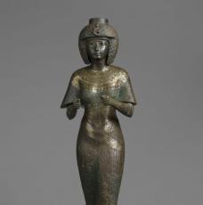 statuette en bronze d'une femme égyptienne