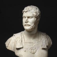 Buste de l'empereur Hadrien cuirassé - musée du Louvre