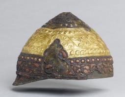 casque gaulois doré
