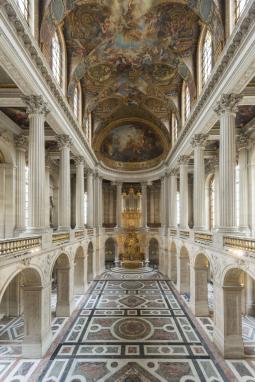 intérieure d'une église