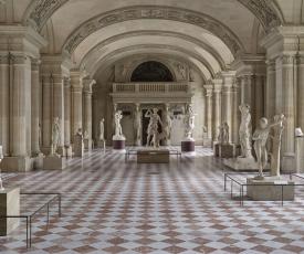 salle d'exposition d'antiques