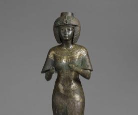 statuette en bronze d'une femme égyptienne