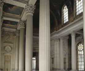 tribune d'une chapelle