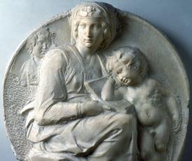 Michelangelo Buonarroti dit Michel-Ange (1475-1564), Vierge à l’Enfant (Tondo Pitti). Vers 1503-1504, sculpture (marbre blanc), 91 × 80 cm. Italie, Florence, musée national du Bargello (INV1879-93)