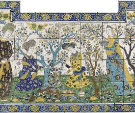 Panneau de revêtement à la joute poétique. Proviendrait d’Ispahan, en Iran. XVIIe siècle, céramique (pâte siliceuse, glaçures colorées), 118 × 175,7 × 6 cm. Paris, musée du Louvre (OA 3340