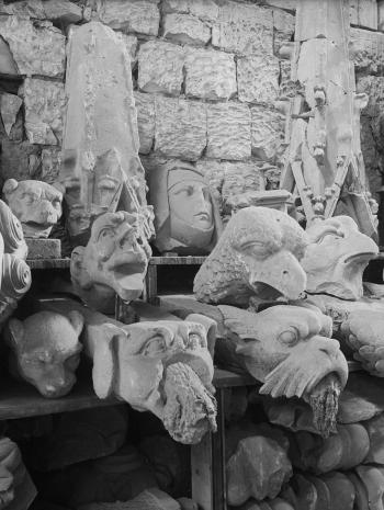 Fragments de sculpture déposés de la cathédrale Notre-Dame de Reims