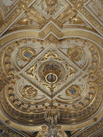 plafond aux armes de France et de Navarre