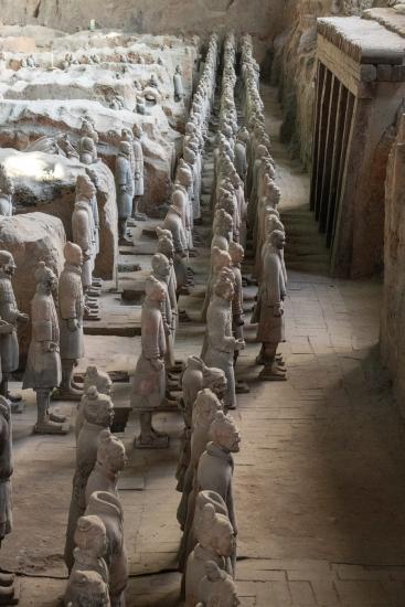 Armée De Terre Cuite Du Mausolée De L’empereur Qin Shi Huangdi Par ...